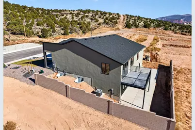 2493 W Scenic Dr, Cedar City, UT 84720 - Photo 9