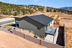 2493 W Scenic Dr, Cedar City, UT 84720 - Photo 9