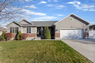 1958 N 2750 W, Clinton, UT 84015 - Photo 5