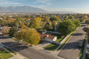 1451 W Bluemont Dr S, Taylorsville, UT 84123 - Photo 13