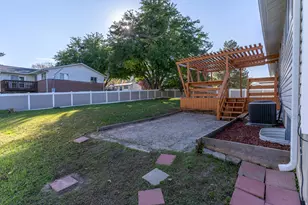 1451 W Bluemont Dr S, Taylorsville, UT 84123 - Photo 9
