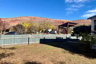 94 E 100 N, Moab, UT 84532 - Photo 25