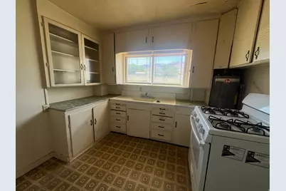 94 E 100 N, Moab, UT 84532 - Photo 15