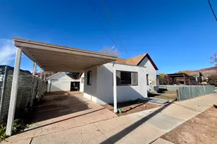 94 E 100 N, Moab, UT 84532 - Photo 7