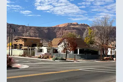 94 E 100 N, Moab, UT 84532 - Photo 31
