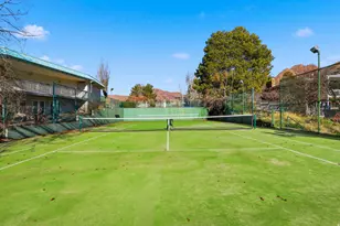 2790 E Lancaster Dr S, Salt Lake City, UT 84108 - Photo 53