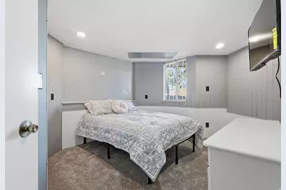 2790 E Lancaster Dr S, Salt Lake City, UT 84108 - Photo 21