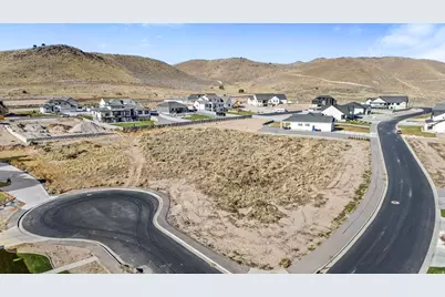 9709 N Hibiscus Ln #718, Eagle Mountain, UT 84005 - Photo 9