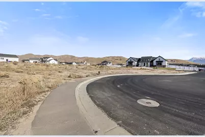 9709 N Hibiscus Ln #718, Eagle Mountain, UT 84005 - Photo 17