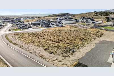 9709 N Hibiscus Ln #718, Eagle Mountain, UT 84005 - Photo 7