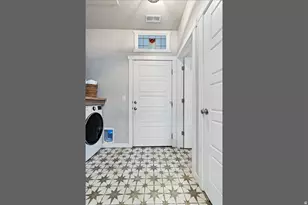 11021 S Kestrel Rise Rd, South Jordan, UT 84009 - Photo 17