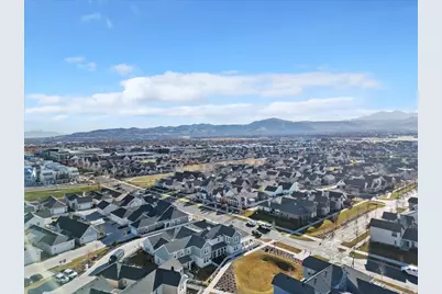 11021 S Kestrel Rise Rd, South Jordan, UT 84009 - Photo 31