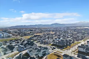 11021 S Kestrel Rise Rd, South Jordan, UT 84009 - Photo 31