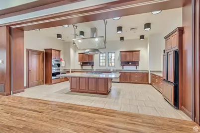 11021 S Kestrel Rise Rd, South Jordan, UT 84009 - Photo 39