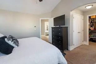 5527 W Caliente Dr, West Jordan, UT 84081 - Photo 9