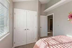 5527 W Caliente Dr, West Jordan, UT 84081 - Photo 13