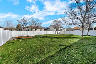 11935 S Powder Cv, Herriman, UT 84065 - Photo 27