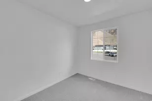 8655 N Halloran Ct, Lake Point, UT 84074 - Photo 21