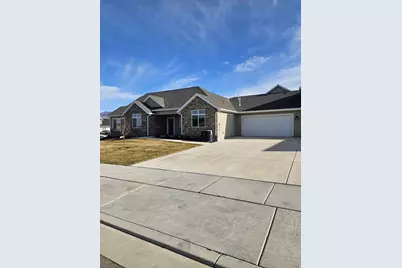 208 E 850 N #A, Tooele, UT 84074 - Photo 3