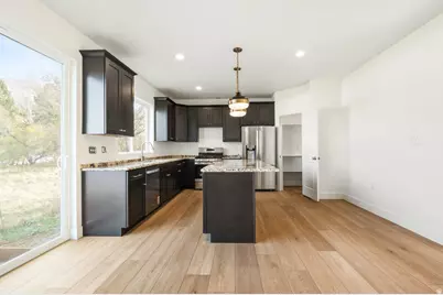 649 E 800 S, Springville, UT 84663 - Photo 9