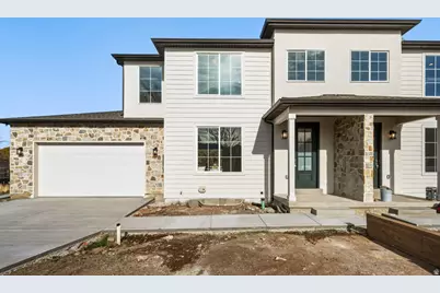 649 E 800 S, Springville, UT 84663 - Photo 1