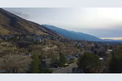 3656 E Summerhill Dr, Cottonwood Heights, UT 84121 - Photo 31