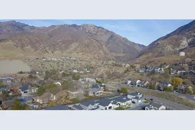 3656 E Summerhill Dr, Cottonwood Heights, UT 84121 - Photo 27