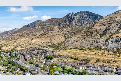 1052 S Canyon Meadows Dr #4, Provo, UT 84606 - Photo 17