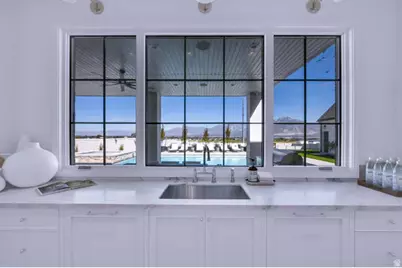 6321 W Hollys Pond Dr S, Herriman, UT 84096 - Photo 5