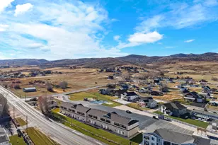 55 W Buttercup Ln, Garden City, UT 84028 - Photo 29