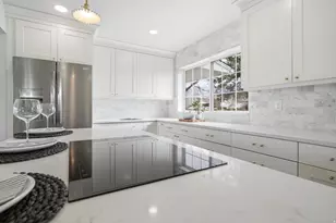 1637 E Staker Wy, Cottonwood Heights, UT 84121 - Photo 19