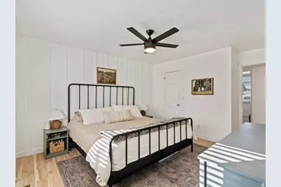 943 W 60 N, Layton, UT 84041 - Photo 11