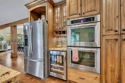 7970 S Grand Vista Way E, Cottonwood Heights, UT 84121 - Photo 11