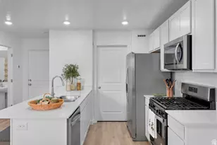 4257 N Buckstone Way, Lehi, UT 84048 - Photo 3