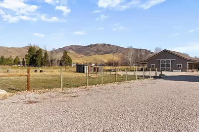 560 S 8600 E, Huntsville, UT 84317 - Photo 55