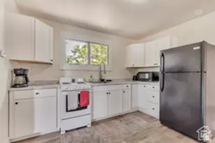 1220 N Hillside Dr E, Genola, UT 84655 - Photo 11