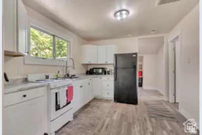 1220 N Hillside Dr E, Genola, UT 84655 - Photo 9