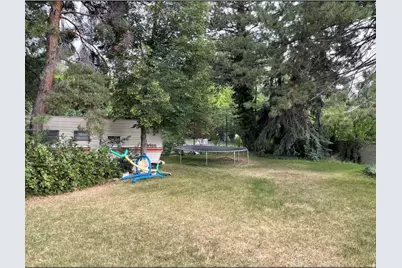 2113 E Fardown Ave, Holladay, UT 84121 - Photo 3