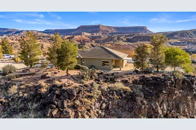 205 Terrace Cir, Toquerville, UT 84774 - Photo 41