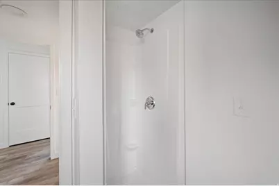 833 N Starcrest Dr, Salt Lake City, UT 84116 - Photo 31