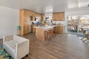 833 N Starcrest Dr, Salt Lake City, UT 84116 - Photo 7