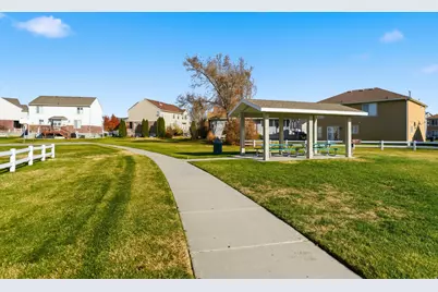 1430 S Heather Ln, Syracuse, UT 84075 - Photo 77