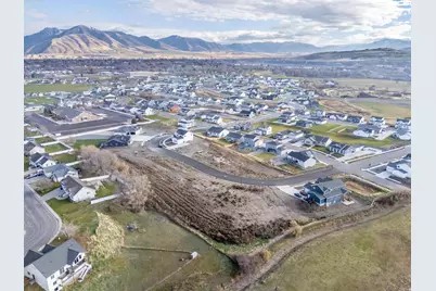 69 N 850 W #89, Hyrum, UT 84319 - Photo 13