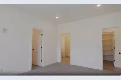 828 W 70 N, Hyrum, UT 84319 - Photo 7