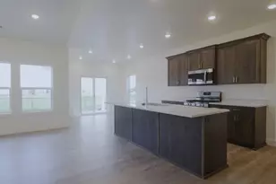 828 W 70 N, Hyrum, UT 84319 - Photo 3