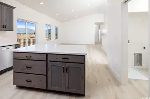 69 N 850 W, Hyrum, UT 84319 - Photo 33