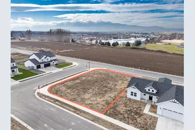 611 E 2450 N #1, North Logan, UT 84341 - Photo 7