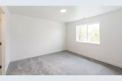 645 E 2475 N, North Logan, UT 84341 - Photo 3