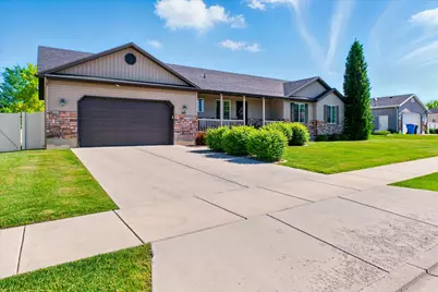 581 W 230 N, Smithfield, UT 84335 - Photo 3