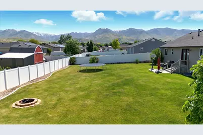 581 W 230 N, Smithfield, UT 84335 - Photo 31